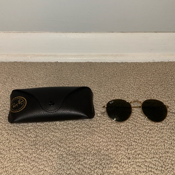 Ray-Ban Round Metal Sunglasses - Picture 2 of 5